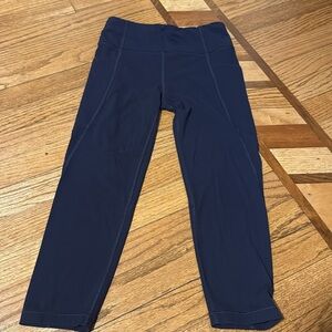 Athleta Navy Blue Athletic Capri